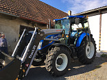 Traktor New Holland (2)