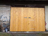 Vrata u stodoly ve Starém Smolivci 
