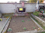 Opuštěná hrobová místa na budislavickém hřbitově
