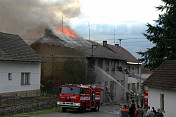 2010 - 06.11.2010 požár bývalé hospody u pošty.