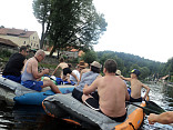 Rafťáci z BTO splouvali Vltavu