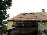 Kulturní dům ve Starém Smolivci má nad hospodou novou střechu