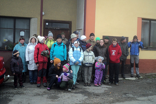 Budislavický turistický oddíl na výšlapu - listopad 2014