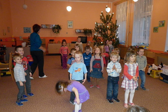 Vánoce v Mateřské škole  U veverky ve Starém Smolivci